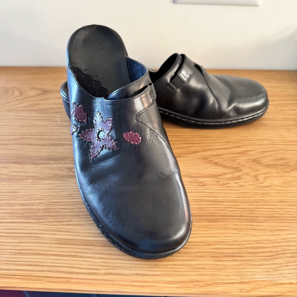 Clarks Black Floral Mules